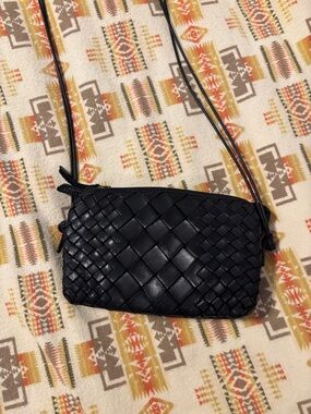 Leather woven bag